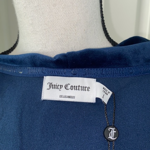 17:01 - Juicy Couture Bling Velour Hoodie - Picture 13 of 13